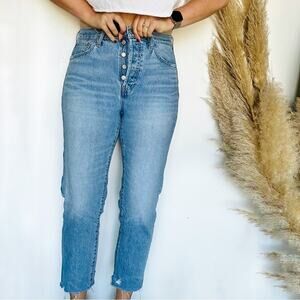 GAP Boyfriend Distressed Straight Leg Light Blue Wash Ankle Denim Jeans 6 28